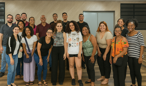 Aula de teatro e soft skills na Faculdade Campos Salles - alunos desenvolvendo habilidades comportamentais